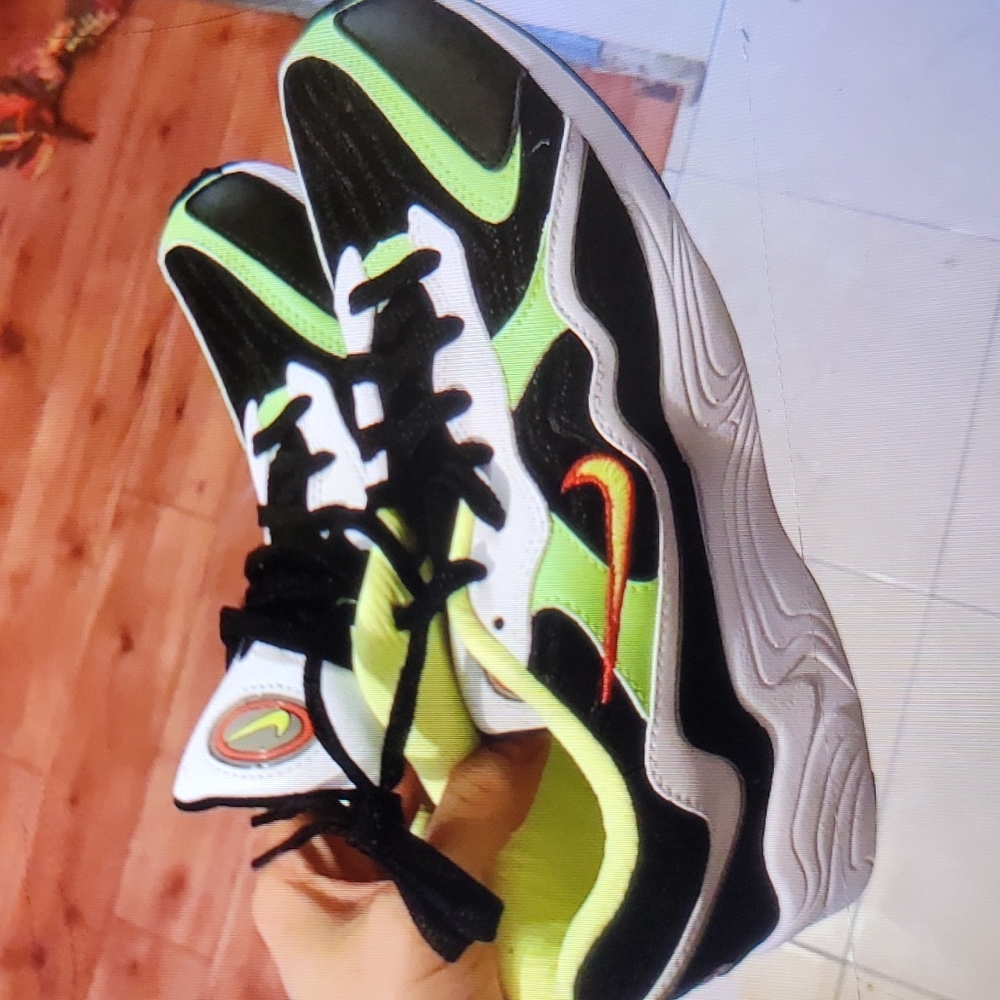 Size 7 - Nike Air zoom alpha sneaker